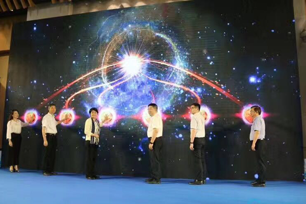 ���ҿ����{Փ���������ڣ������sֵ�õĺ��{���s��(ch��ng)������