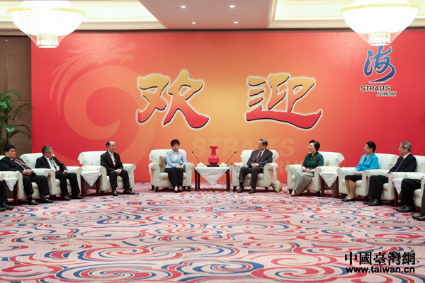 俞正聲會(huì)見(jiàn)出席第九屆海峽論壇兩岸各界人士 俞正聲會(huì)見(jiàn)出席第九屆海峽論壇兩岸各界人士