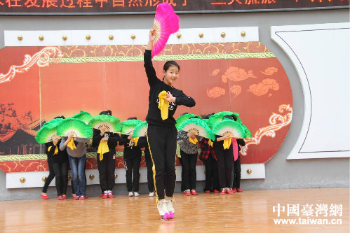 �_(t��i)���_(t��i)�|�h�w����(hu��)����ί�T��(hu��)�������_չ��ɫ����