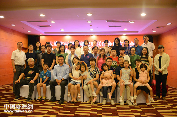 參加夏令營成員合影 參加夏令營成員合影