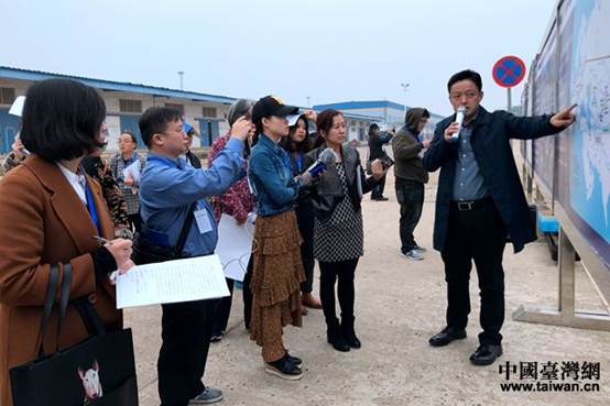 湖南湘歐快線物流有限公司總經(jīng)理夏朝輝介紹湘歐快線發(fā)展運(yùn)營(yíng)情況 湖南湘歐快線物流有限公司總經(jīng)理夏朝輝介紹湘歐快線發(fā)展運(yùn)營(yíng)情況