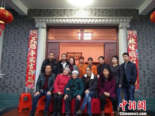 ������(ǰ�����)�c�H�˺�Ӱ�����ѻ��ЃS���D�����z