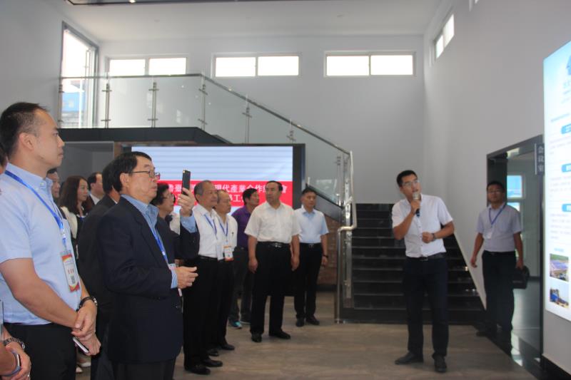 2017魯臺(德州)現代產業合作懇談會參會臺商在禹城參觀考察 2017魯臺(德州)現代產業合作懇談會參會臺商在禹城參觀考察