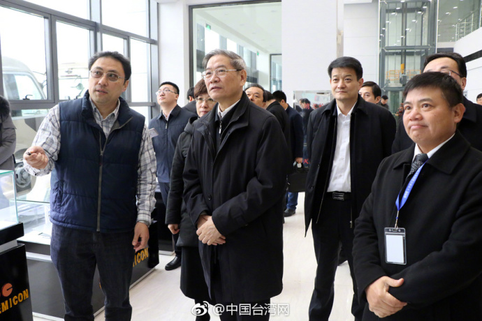 暴雪又如何?張主任讓臺(tái)胞心暖和 暴雪又如何?張主任讓臺(tái)胞心暖和