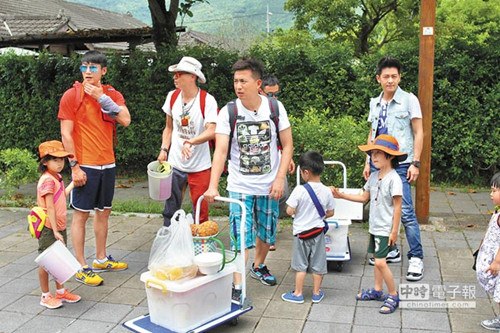 ���ְ�2���_(t��i)���Ĕz��Kimi�������l(f��)���Ц�Ǻǣ��D��