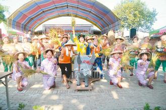 �_(t��i)���r(n��ng)�����ո������ο͠����Ӱ���D��