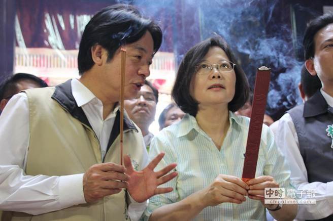 蔡英文賴清德在南部大本營民調暴跌,因此事被選民拋棄? 蔡英文賴清德在南部大本營民調暴跌,因此事被選民拋棄?