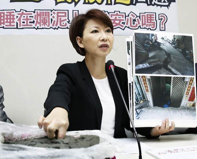 蔡英文賴清德在南部大本營民調暴跌,因此事被選民拋棄? 蔡英文賴清德在南部大本營民調暴跌,因此事被選民拋棄?