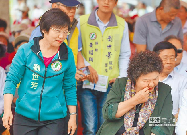 蔡英文賴清德在南部大本營民調暴跌,因此事被選民拋棄? 蔡英文賴清德在南部大本營民調暴跌,因此事被選民拋棄?