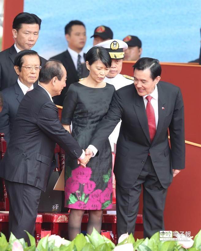 王金平雙十節(jié)致辭 高呼:臺灣真正好。(圖片來源:臺灣《中國時報》) 王金平雙十節(jié)致辭 高呼:臺灣真正好。(圖片來源:臺灣《中國時報》)