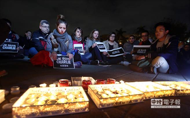 ���_���������顶�����ܿ������uĬ�������DƬ��Դ���_���Еr��ӈ�