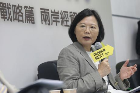 ���M�h��ϯ��Ӣ��