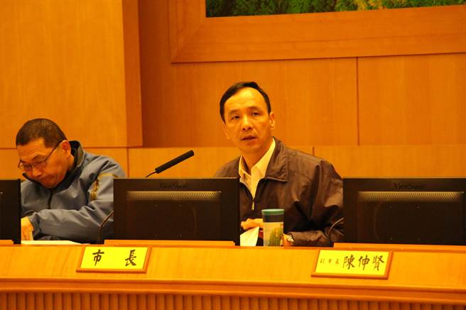 朱立倫提及核電炮火猛烈:痛批臺電“政治凌駕專業” 朱立倫提及核電炮火猛烈:痛批臺電“政治凌駕專業”