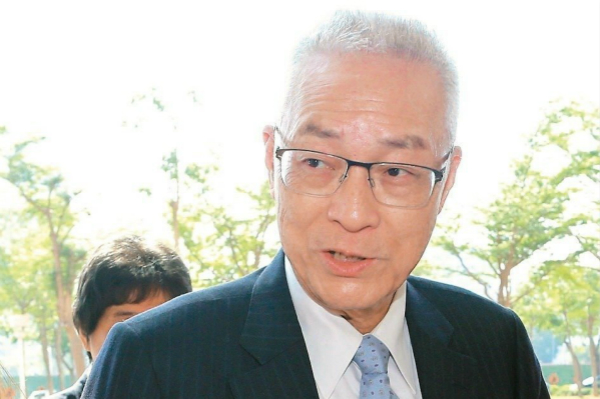 吳敦義批蔡英文維持現(xiàn)狀讓兩岸僵局 催她回頭是岸 吳敦義批蔡英文維持現(xiàn)狀讓兩岸僵局 催她回頭是岸