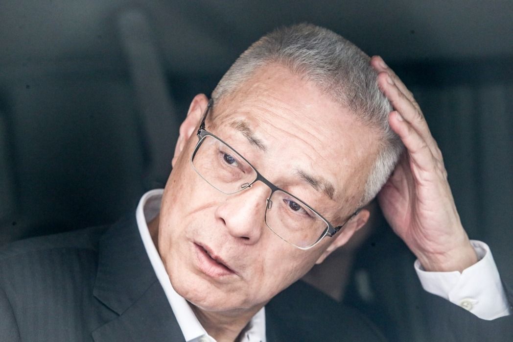 吳敦義批蔡當局砍軍公教警消年金不公道 吳敦義批蔡當局砍軍公教警消年金不公道