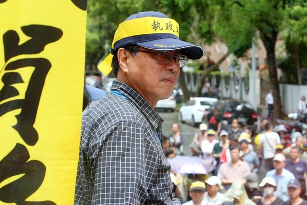 臺灣公務人員協(xié)會理事長李來希 臺灣公務人員協(xié)會理事長李來希