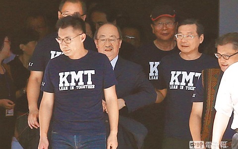 �½�����{ί