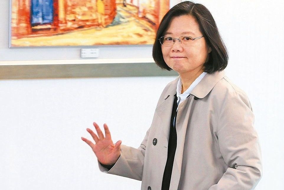 �P�Ąڹ��������ʹ����Ӣ�ı��Լ��xǰ��Փ���[Ę