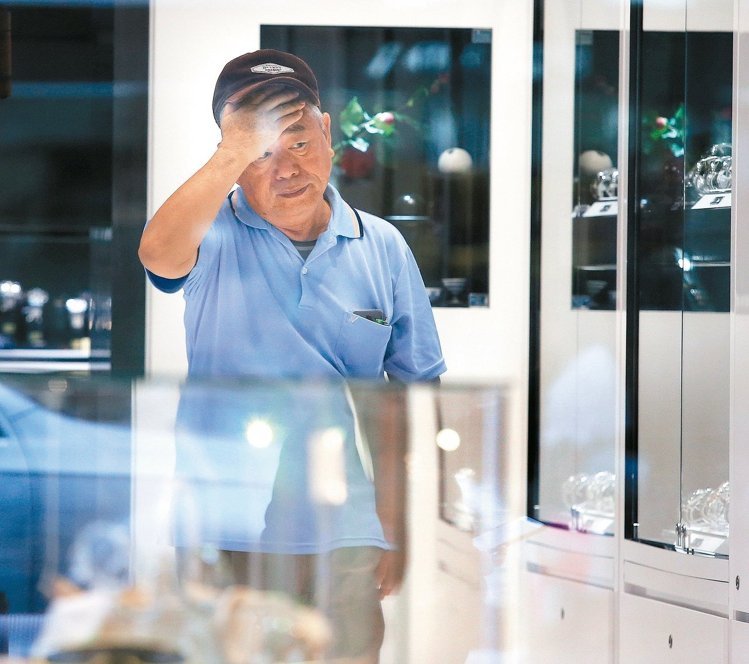 �_����3����GDP��1����׃ؓ(f��)1 ���M����6���µ�