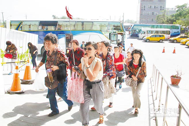 4月赴臺大陸游客減少7千人 臺灣少賺近4億 4月赴臺大陸游客減少7千人 臺灣少賺近4億