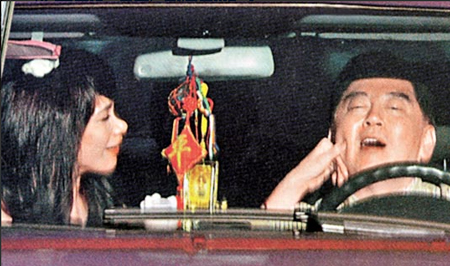 ����܇���{��