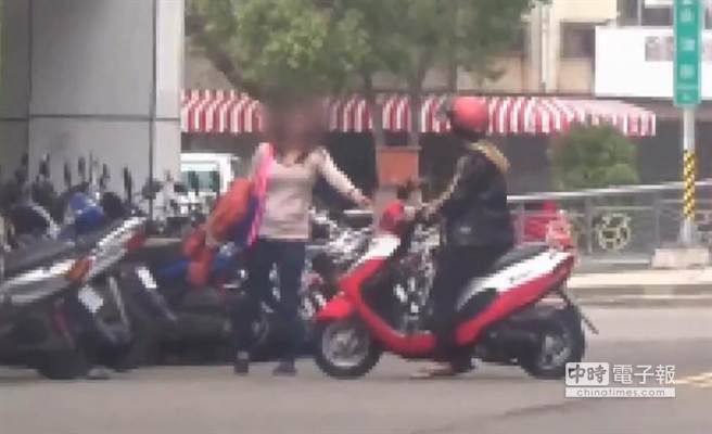 �ѻ����t(y��)������Ů�ڱ��Sţ �f(xi��)���_�����\�����p��W(w��ng)