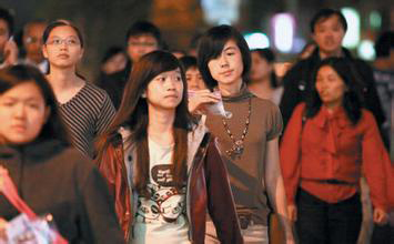 ���½yӋ���_���؅^�˿ڿ������^2345�f������Ů�Ա����Զ�5�f���ˡ�