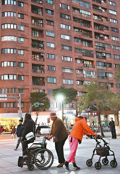 �u�������̘I�͡��Է��B�ϡ����F94�q��Ո�Ă��������D/���ψ󡷣�