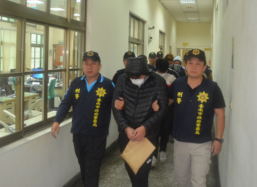 �u��(n��i)�д�W(xu��)���M�F���_ 17�qδ������p�_���ӡ��̹١�