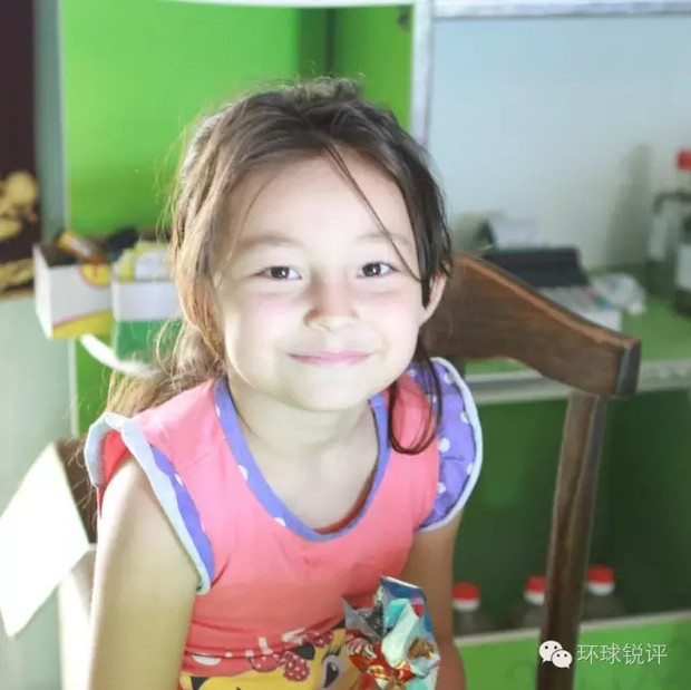 �DƬĬ�J���}