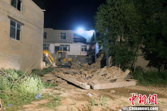 �ຣ���ݵ���һ��4�����y �ٷ�:��ȡ�a��˽��