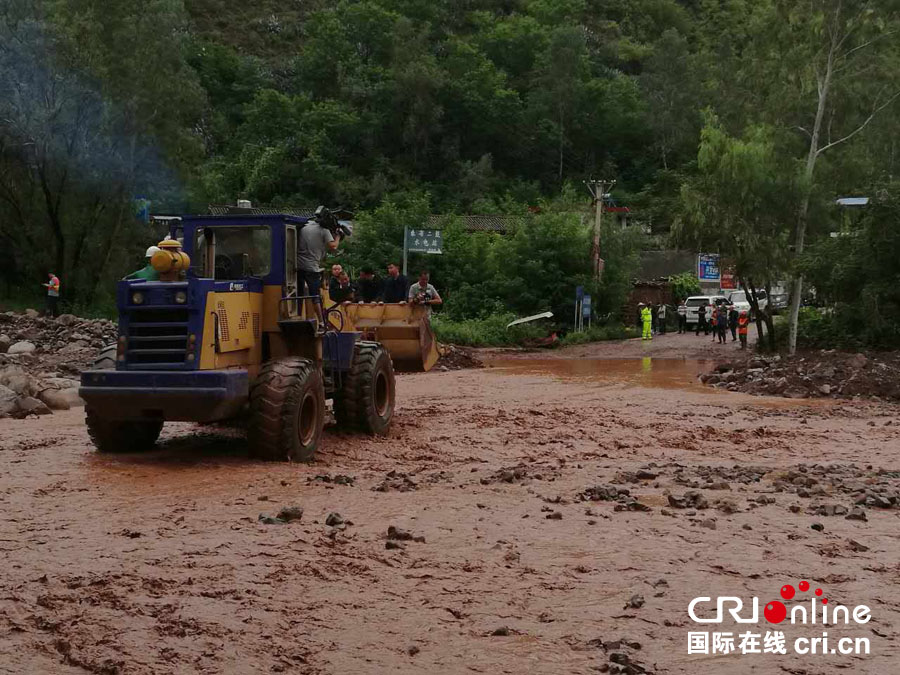 ����Ԫ�\�l����ʯ���ĺ� �Ȟ���ȫ��չ�_