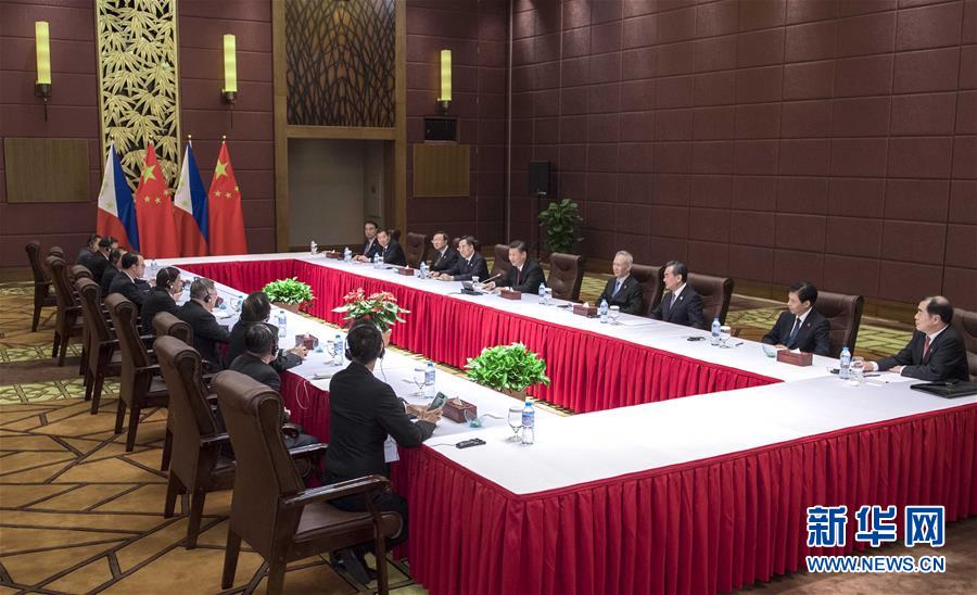 習近平會見菲律賓總統杜特爾特 習近平會見菲律賓總統杜特爾特