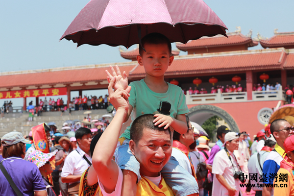 ������F��