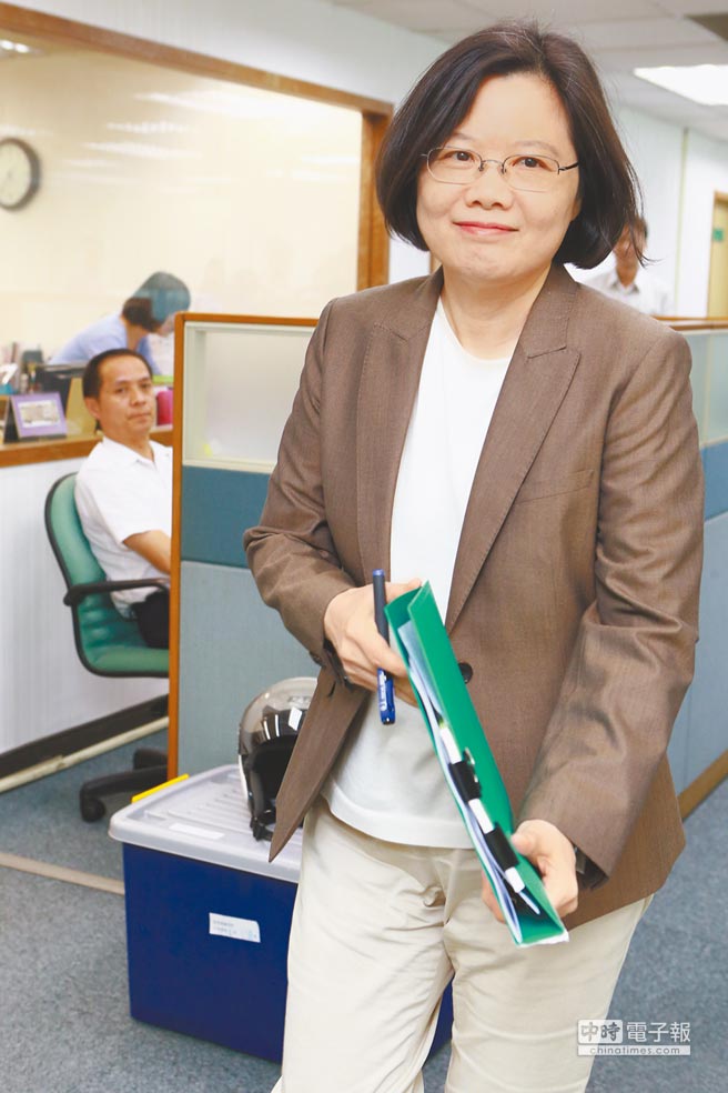 ���M�h��ϯ��Ӣ�ġ�