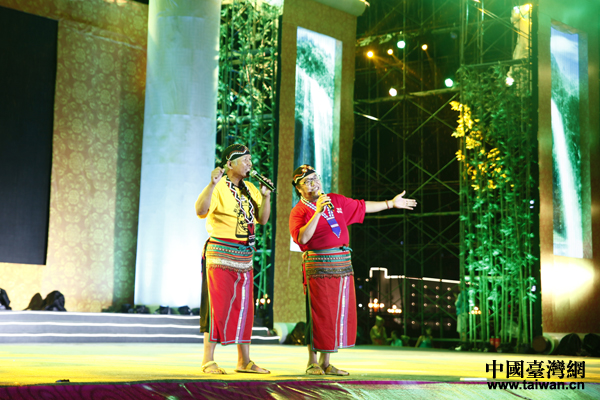 臺灣原住民歌唱組合“北原山貓”演唱歌曲《我們都是一家人》 臺灣原住民歌唱組合“北原山貓”演唱歌曲《我們都是一家人》