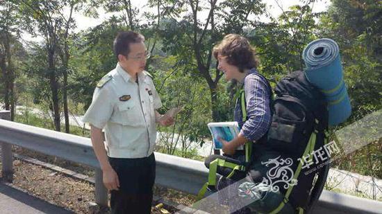 21�q���_˹Ů���F���Ї� ����܇���ϸ��ٹ�·