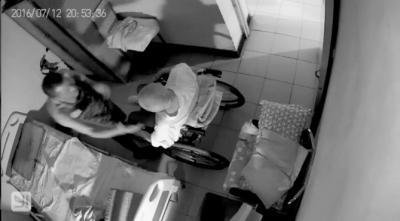 �б�ķŰ����Ѯ���˱���һ�� �O�����´��ˮ���