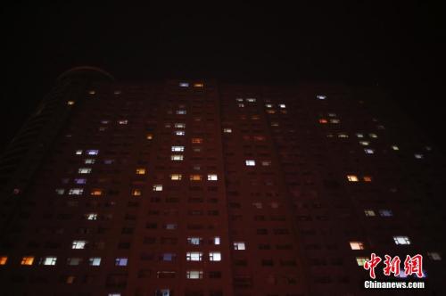 �Y�ψD���ོĳ����������E �z