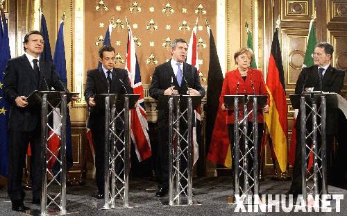 1��29�գ��W��ί�T��(hu��)��ϯ���_��������(gu��)���y(t��ng)�_���R��Ӣ��(gu��)���಼�ʡ���(gu��)����Ĭ�ˠ���������������_�ϣ��������ң���Ӣ��(gu��)�׶����س�ϯ���l(f��)����(hu��)����λ�I(l��ng)��(d��o)�ˮ�(d��ng)���ڂ����e��С�����X��(hu��)�h���ͮ�(d��ng)ǰȫ����ڄ�(d��ng)ʎ�����罛(j��ng)��(j��)��(w��n)�}�e���˴��̡� ���A��l(f��)