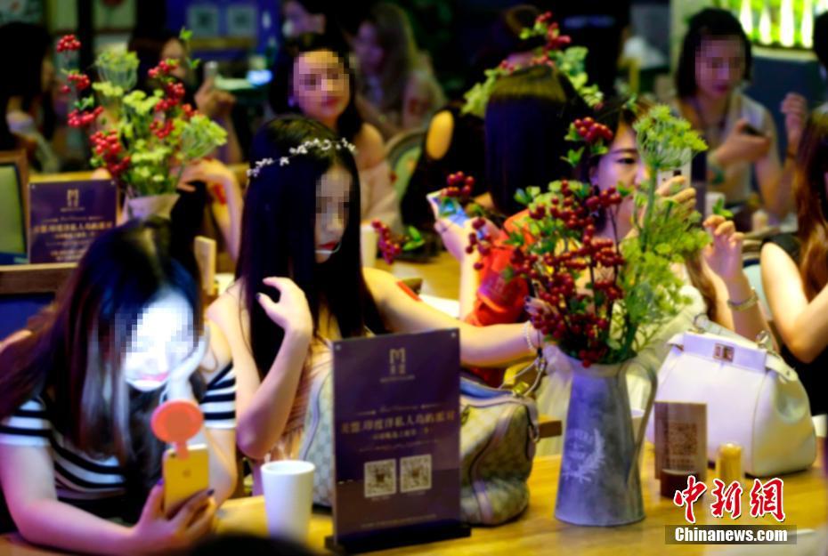 ӡ����˽�ˍu�Z���H�Ɍ����x����h�e��