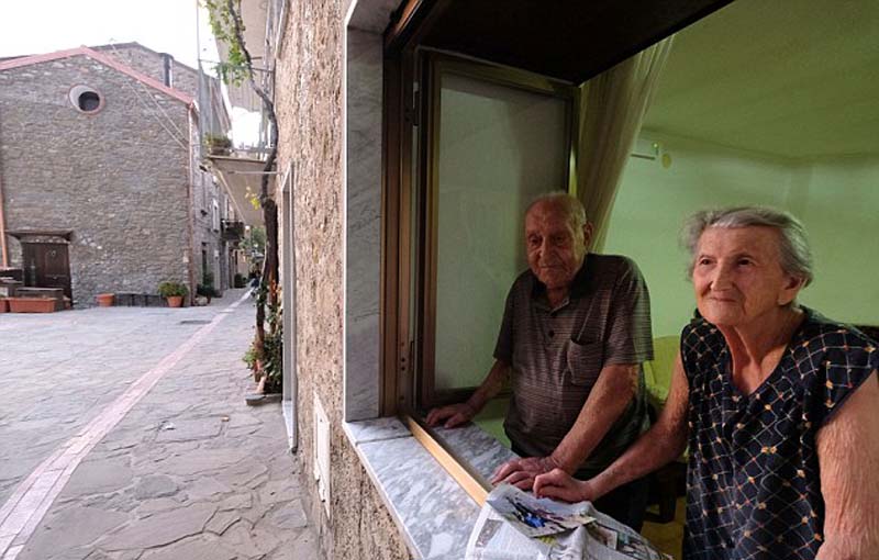 ��������f1/10�����^100�q ���L�����E(�M�D)