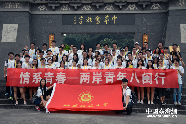 ����ϵ�ഺ�����ɰ�������}�С����C�MС��꠺�Ӱ