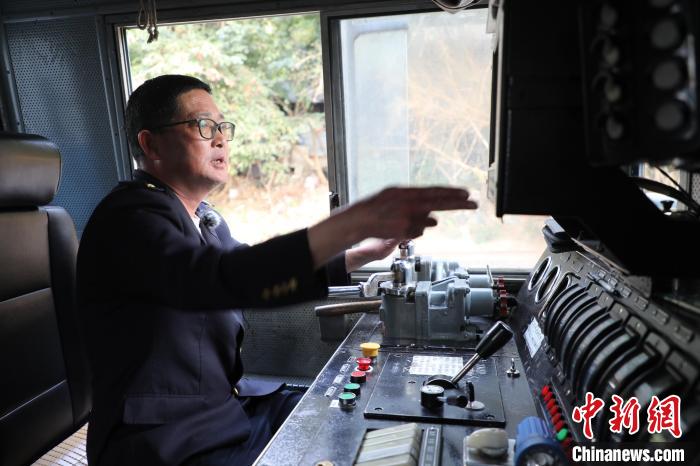 �D���־���_�J��ȼ�C܇�x����B�����O�ο� �z